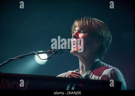 Taylor Hanson della band pop rock americana Hanson suona sul palco a Fabrique il 7 giugno 2017 a Milano. (Foto di Romano Nunziato/NurPhoto) *** Please use Credit from Credit Field *** Foto Stock