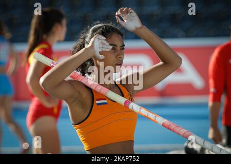 Killiana Heymans, olandese, compete nel turno di qualificazione femminile della pole vault durante i Campionati Mondiali U20 IAAF presso lo Stadio Zawisza il 19 luglio 2016 a Bydgoszcz, Polonia. (Foto di Jaap Arriens/NurPhoto) *** Please use Credit from Credit Field *** Foto Stock