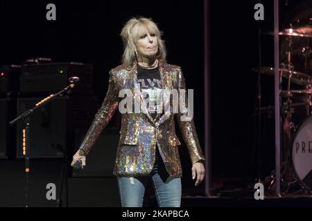 Chrissie Hynde, leader dei Pretenders, si esibisce durante un concerto per il Festival universale di Musica presso il Teatro reale di Madrid, Spagna, 24 luglio 2017. (Foto di Oscar Gonzalez/NurPhoto) *** Please use Credit from Credit Field *** Foto Stock