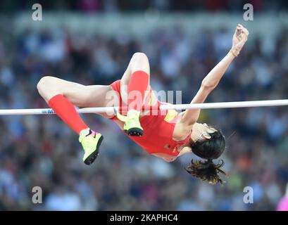 Ruth Beitia di Spagna libera il bar come lei compete durante il salto alto donne Qualification durante il giorno sette dei 16th IAAF World Athletics Championships London 2017 al London Stadium il 10 agosto 2017 a Londra, Regno Unito. (Foto di Ulrik Pedersen/NurPhoto) *** Please use Credit from Credit Field *** Foto Stock