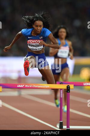 Dalilah Muhammad (USA) compete e vince la medaglia d'argento sulla finale di Hurdles da 400 m femminile durante i Campionati del mondo di atletica 2017, allo Stadio Olimpico di Londra, Regno Unito, Day 7, Il 10th agosto 2017 (Foto di Ulrik Pedersen/NurPhoto) *** Please use Credit from Credit Field *** Foto Stock