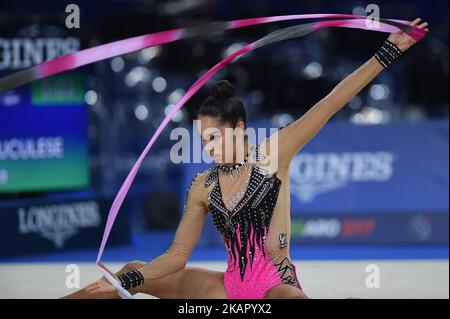 Alexandra Agiurgiupulese compete durante i Campionati del mondo di ginnastica ritmica del 35th all'Adriatic Arena, il 29 agosto 2017 a Pesaro Italia. (Foto Franco Romano/NurPhoto) Foto Stock