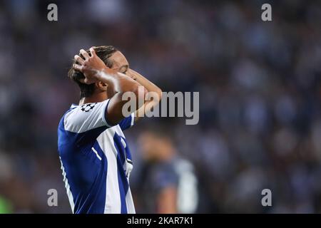 Oliver Torres, centrocampista spagnolo di Porto, reagisce durante il primo round del FC Porto contro Besiktas - UEFA Champions League Group G al Dragao Stadium il 13 settembre 2017 a Porto, Portogallo. (Foto di Paulo Oliveira / DPI / NurPhoto) Foto Stock