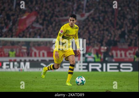 Marc Bartra, durante la partita della Bundesliga tra VfB Stuttgart e Borussia Dortmund alla Mercedes-Benz Arena il 17 novembre 2017 a Stoccarda, Germania. (Foto di Bartek Langer/NurPhoto) Foto Stock