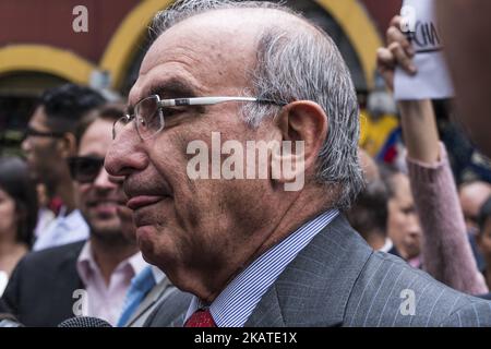 Humberto De la Calle è stato scelto come candidato presidenziale dopo la consultazione con 365.658 voti per le elezioni del 2018 in Colombia (Foto di Daniel Garzon Herazo/NurPhoto) Foto Stock