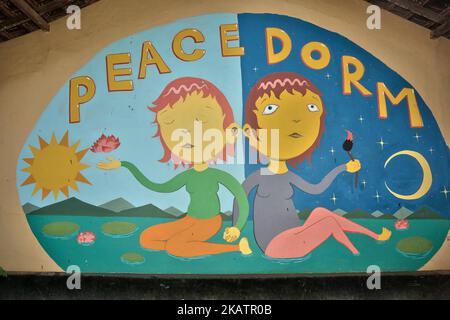 Il murale del muro del 'Dormo della Pace' della Chiesa di Karuna Nilayam di Ceylon a Killinochchi, Sri Lanka. (Foto di Creative Touch Imaging Ltd./NurPhoto) Foto Stock