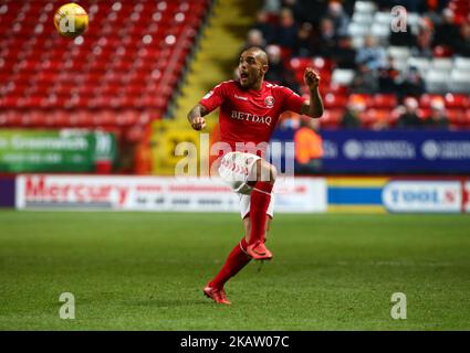 Josh Magennis di Charlton Athletic in azione durante la Sky Bet League una partita tra Charlton Athletic contro Blackpool al Valley Stadium di Londra il 23 dicembre 2017 (Foto di Kieran Galvin/NurPhoto) Foto Stock