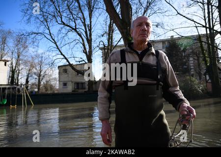 Il 26 gennaio 2018, la Senna trabocca a Villeneuve Saint Georges e Val de Marnes, vicino a Parigi, Francia. Gli abitanti sono organizzati themself per il fine settimana come FESR threating per tagliare il potere. (Foto di Julien Mattia/NurPhoto) Foto Stock