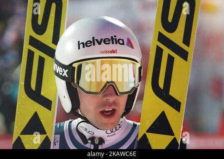 Simon Ammann della Svizzera dopo il salto di apertura della serie del concorso individuale Large Hill alla FIS Ski Jumping World Cup, a Zakopane, Polonia. Domenica 28 gennaio 2018, a Zakopane, Polonia. (Foto di Artur Widak/NurPhoto) Foto Stock
