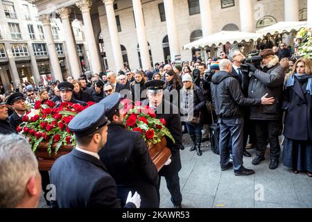 I pallandieri portano la bara di Gian Marco Moratti, fratello di Angelo Moratti e marito di Letizia Moratti, ex maggiore di Milano 27 febbraio 2018 (Foto di Mairo Cinquetti/NurPhoto) Foto Stock