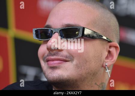 Il cantante colombiano di Reggaeton J Balvin è visto durante una conferenza stampa a Universal Music per annunciare il suo tour 'Vibras' che si terrà il 26 maggio presso l'Arena Ciudad de mexico il 09 marzo 2018 a Città del Messico (Foto di Carlos Tischler/NurPhoto) Foto Stock