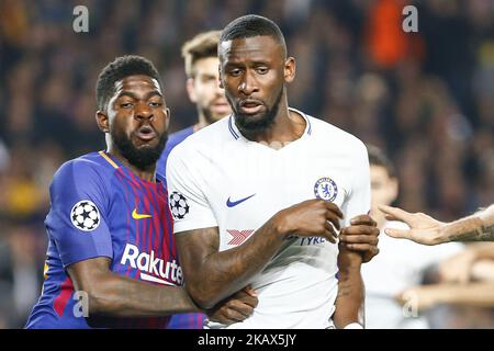 Il difensore del FC Barcelona Samuel Umtiti (23) e il difensore del Chelsea FC Antonio Rudiger (2) durante la partita della UEFA Champions League tra il FC Barcelona e il Chelsea FC al Camp Nou Stadium corrispondente al Round of 16, seconda tappa il 14 marzo 2018 a Barcellona, Spagna. (Foto di Urbanandsport/NurPhoto) Foto Stock