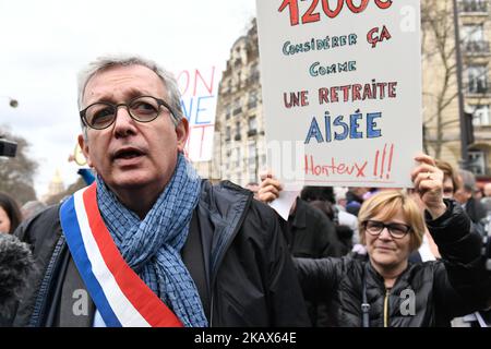 Pierre Laurent segretario generale del partito PCF durante una manifestazione contro l'ascesa del CSG e contro la riforma delle pensioni a Parigi, il 15 marzo 2018(Foto di Julien Mattia/NurPhoto) Foto Stock