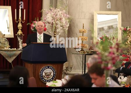 Il Senatore ben Cardin (D-MD), un membro senior della Commissione per le relazioni esterne del Senato, che ha parlato in un briefing a Washington DC, alla Sala Kennedy Caucus del Senato degli Stati Uniti, intitolato Iran Uprising, Harbinger di un Iran libero il 15 marzo 2018 in occasione del nuovo anno iraniano, Nowruz. Il Sen. Cardin chiede agli Stati Uniti e alla comunità internazionale di sostenere il popolo iraniano nella ricerca del cambiamento di regime e della democrazia e della libertà in Iran. (Foto di Siavosh Hosseini/NurPhoto) Foto Stock