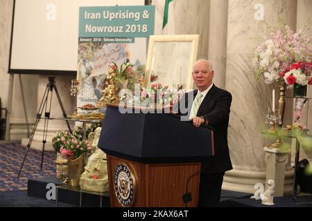 Il Senatore ben Cardin (D-MD), un membro senior della Commissione per le relazioni esterne del Senato, che ha parlato in un briefing a Washington DC, alla Sala Kennedy Caucus del Senato degli Stati Uniti, intitolato Iran Uprising, Harbinger di un Iran libero il 15 marzo 2018 in occasione del nuovo anno iraniano, Nowruz. Il Sen. Cardin chiede agli Stati Uniti e alla comunità internazionale di sostenere il popolo iraniano nella ricerca del cambiamento di regime e della democrazia e della libertà in Iran. (Foto di Siavosh Hosseini/NurPhoto) Foto Stock