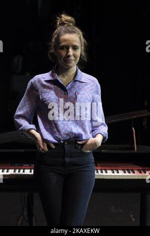 La cantante Elena Iturrieta (ELE) presenterà il suo nuovo album "What Night Hides" a Madrid. Spagna. 6 aprile 2018 (Foto di Oscar Gonzalez/NurPhoto) Foto Stock