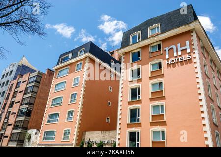 Bogotà Colombia,El Chico Calle 94,entrata anteriore esterna,NH Hotels alberghi albergo alberghi locande,Colombiani Colombiani ispanici Sud America Foto Stock
