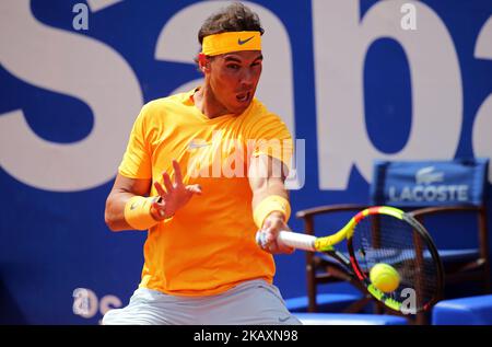 Rafa Nadal contro Roberto Carballes Baena durante il Barcelona Open Banc Sabadell, il 25th aprile 2018 a Barcellona, Spagna. -- (Foto di Urbanandsport/NurPhoto) Foto Stock