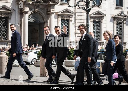 Giulia Grillo, Luigi di Maio, Danilo Toninelli, Alfonso Bonafede, Riccardo Fraccaro, I membri del nuovo governo italiano giungono al Palazzo del Quirinale per il giuramento dinanzi al Presidente della Repubblica Sergio Mattarella il 1 giugno 2018 a Roma. (Foto di Andrea Ronchini/NurPhoto) Foto Stock