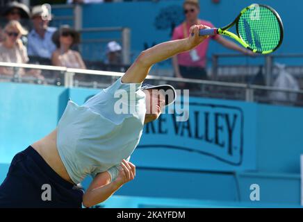 Durante i Campionati Fever-Tree 1st partita di turno tra Sam Querrey (USA) contro Jay Clarke (GBR) al Queen's Club, Londra, il 18 giugno 2018 (Foto di Kieran Galvin/NurPhoto) Foto Stock