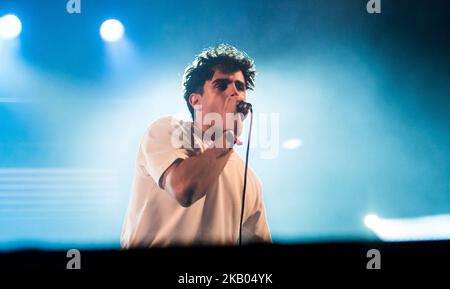 Diego Ibanez della band spagnola Carolina durante suona sul palco all'International Benicassim Festival 2018 il 19 luglio 2018 a Benicassim, Spagna. (Foto di Maria Jose Segovia/NurPhoto) Foto Stock