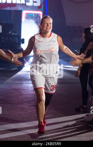 Joanna Liszowska durante il gioco di basket di beneficenza 'Gortat Team' (celebrità) contro l'Esercito Polacco, organizzato da Marcin Gortat (giocatore NBA), all'Atlas Arena di Lodz, Polonia il 21 luglio 2018 (Foto di Mateusz Wlodarczyk/NurPhoto) Foto Stock