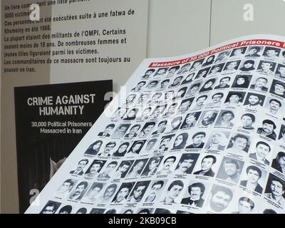 Parigi, Mairie du 1er circondario de Paris 02/08/2018 Mostra, e Conferenza in commemorazione del 30th° anniversario del massacro di 30.000 prigionieri politici in Iran durante l'estate del 1988 presso il Municipio del 1st° distretto di Parigi. Questa mostra è fino al 3 agosto. Una conferenza si terrà anche alle ore 15:00 di venerdì 3 agosto presso il Municipio. Amnesty International ha appena denunciato i tentativi del regime di rimuovere tracce di tombe di massa. (Foto di Siavosh Hosseini/NurPhoto) Foto Stock