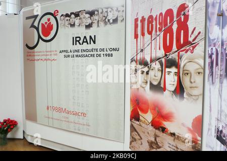 Parigi, Mairie du 1er circondario de Paris 02/08/2018 Mostra, e Conferenza in commemorazione del 30th° anniversario del massacro di 30.000 prigionieri politici in Iran durante l'estate del 1988 presso il Municipio del 1st° distretto di Parigi. Questa mostra è fino al 3 agosto. Una conferenza si terrà anche alle ore 15:00 di venerdì 3 agosto presso il Municipio. Amnesty International ha appena denunciato i tentativi del regime di rimuovere tracce di tombe di massa. (Foto di Siavosh Hosseini/NurPhoto) Foto Stock