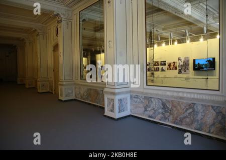 Hotel Des Bains (Lido), con materiale dell'Archivio storico della Biennale. In occasione del Festival Internazionale del Cinema di Venezia 75th, presso l'Hotel Des Bains al Lido, la Biennale di Venezia organizzerà, con la collaborazione di COIMA SGR, E a nome del Fondo Lido di Venezia II una mostra sulla storia del Festival del Cinema di Venezia, con materiale dell'Archivio storico della Biennale, dal titolo il Cinema in Mostra. VOLTI e immagini dalla Mostra Internazionale darte Cinematografica 1932 2018. (Foto di Matteo Chinellato/NurPhoto) Foto Stock