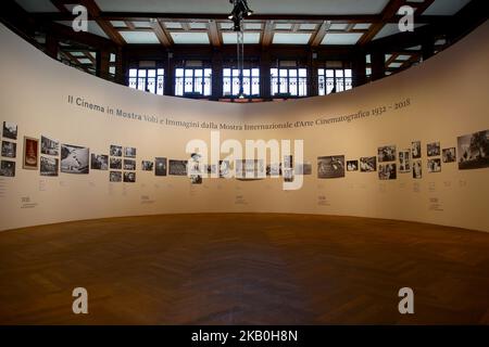 Hotel Des Bains (Lido), con materiale dell'Archivio storico della Biennale. In occasione del Festival Internazionale del Cinema di Venezia 75th, presso l'Hotel Des Bains al Lido, la Biennale di Venezia organizzerà, con la collaborazione di COIMA SGR, E a nome del Fondo Lido di Venezia II una mostra sulla storia del Festival del Cinema di Venezia, con materiale dell'Archivio storico della Biennale, dal titolo il Cinema in Mostra. VOLTI e immagini dalla Mostra Internazionale darte Cinematografica 1932 2018. (Foto di Matteo Chinellato/NurPhoto) Foto Stock