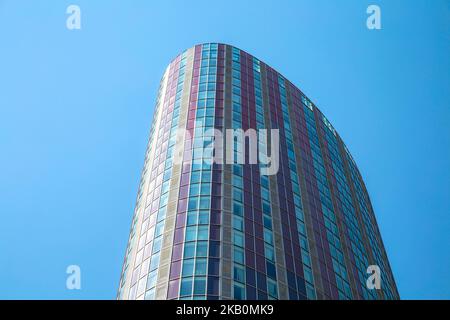 Primo piano della Halo Tower a Stratford, Newham, Londra, Regno Unito Foto Stock