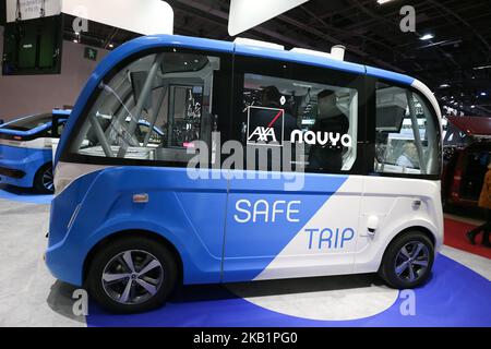 Il progetto Navya Autonomical Shuttle è stato visto durante la prima giornata stampa del Salone di Parigi al Paris Expo Porte de Versailles il 02 ottobre 2018 a Parigi, Francia. Dal 4 al 14 ottobre 2018, il 'Mondial de l'automobile' presenta al pubblico le nuove vetture dei maggiori marchi automobilistici del mondo. (Foto di Michel Stoupak/NurPhoto) Foto Stock