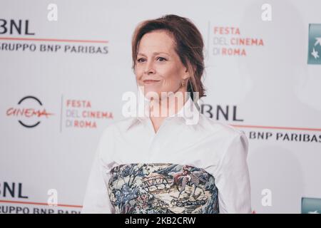 Sigourney Weaver partecipa a una fotocall durante il 13th° Festival del Cinema di Roma all'Auditorium Parco della Musica il 24 ottobre 2018 a Roma. (Foto di Luca Carlino/NurPhoto) Foto Stock