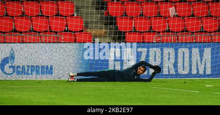 Eindhoven, Paesi Bassi. Ottobre 24. 2018 Michel Vorm di Tottenham Hotspur durante la sessione di allenamento di Tottenham Hotspur in vista della partita di UEFA Champions League Group B contro PSV Eindhoven allo stadio Phillips, a Eindhoven, Paesi Bassi, il 23 ottobre , 2018 (Photo by Action Foto Sport/NurPhoto) Foto Stock