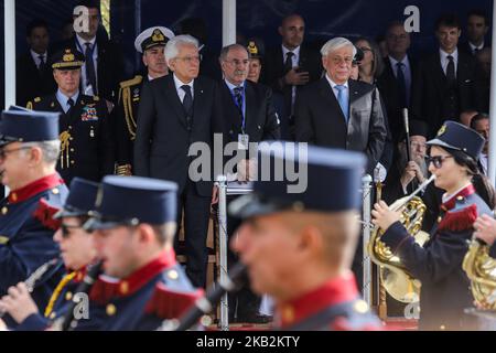 Presidenti greci e italiani partecipano alla Parata di commemorazione della seconda guerra mondiale a Salonicco (Grecia) il 28th ottobre 2018. il presidente greco Prokopis Pavlopoulos e il omologo italiano Sergio Mattarella. Il 28th ottobre è simbolico per la Grecia in quanto segna il rifiuto da parte della Grecia dell'ultimatum del dittatore italiano Benito Mussolini nel 1940 e il coinvolgimento della Grecia nella seconda guerra mondiale. (Foto di Nicolas Economou/NurPhoto) Foto Stock