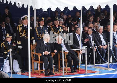 Presidenti greci e italiani partecipano alla Parata di commemorazione della seconda guerra mondiale a Salonicco (Grecia) il 28th ottobre 2018. il presidente greco Prokopis Pavlopoulos e il omologo italiano Sergio Mattarella. Il 28th ottobre è simbolico per la Grecia in quanto segna il rifiuto da parte della Grecia dell'ultimatum del dittatore italiano Benito Mussolini nel 1940 e il coinvolgimento della Grecia nella seconda guerra mondiale. (Foto di Nicolas Economou/NurPhoto) Foto Stock