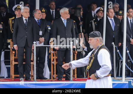 Presidenti greci e italiani partecipano alla Parata di commemorazione della seconda guerra mondiale a Salonicco (Grecia) il 28th ottobre 2018. il presidente greco Prokopis Pavlopoulos e il omologo italiano Sergio Mattarella. Il 28th ottobre è simbolico per la Grecia in quanto segna il rifiuto da parte della Grecia dell'ultimatum del dittatore italiano Benito Mussolini nel 1940 e il coinvolgimento della Grecia nella seconda guerra mondiale. (Foto di Nicolas Economou/NurPhoto) Foto Stock