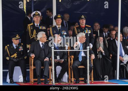 Presidenti greci e italiani partecipano alla Parata di commemorazione della seconda guerra mondiale a Salonicco (Grecia) il 28th ottobre 2018. il presidente greco Prokopis Pavlopoulos e il omologo italiano Sergio Mattarella. Il 28th ottobre è simbolico per la Grecia in quanto segna il rifiuto da parte della Grecia dell'ultimatum del dittatore italiano Benito Mussolini nel 1940 e il coinvolgimento della Grecia nella seconda guerra mondiale. (Foto di Nicolas Economou/NurPhoto) Foto Stock