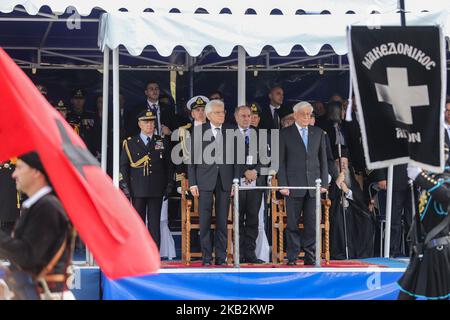 Presidenti greci e italiani partecipano alla Parata di commemorazione della seconda guerra mondiale a Salonicco (Grecia) il 28th ottobre 2018. il presidente greco Prokopis Pavlopoulos e il omologo italiano Sergio Mattarella. Il 28th ottobre è simbolico per la Grecia in quanto segna il rifiuto da parte della Grecia dell'ultimatum del dittatore italiano Benito Mussolini nel 1940 e il coinvolgimento della Grecia nella seconda guerra mondiale. (Foto di Nicolas Economou/NurPhoto) Foto Stock