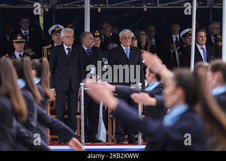 Presidenti greci e italiani partecipano alla Parata di commemorazione della seconda guerra mondiale a Salonicco (Grecia) il 28th ottobre 2018. il presidente greco Prokopis Pavlopoulos e il omologo italiano Sergio Mattarella. Il 28th ottobre è simbolico per la Grecia in quanto segna il rifiuto da parte della Grecia dell'ultimatum del dittatore italiano Benito Mussolini nel 1940 e il coinvolgimento della Grecia nella seconda guerra mondiale. (Foto di Nicolas Economou/NurPhoto) Foto Stock