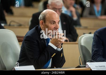 Eric Trappier durante la prima edizione degli incontri regionali dell'industria aeronautica e spaziale presso l'hotel regionale Auvergne Rhône-Alpes a Lione, in Francia, il 5 novembre 2018. All'evento hanno partecipato Didier Katzenmayer, direttore degli affari industriali di Airbus Operations SAS, Jean Dominique Sénard, presidente Michelin, Eric Trappier, amministratore delegato di Dassault Aviation e presidente di GIFAS, e Laurent Wauquiez, presidente della regione Auvergne-Rhône-Alpes. (Foto di Nicolas Liponne/NurPhoto) Foto Stock