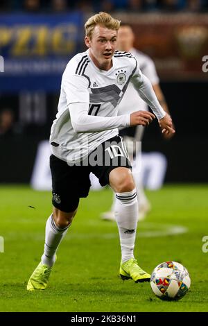 Julian Brandt di Germania in azione durante la partita internazionale amichevole tra Germania e Russia il 15 novembre 2018 alla Red Bull Arena di Lipsia, Germania. (Foto di Mike Kireev/NurPhoto) Foto Stock