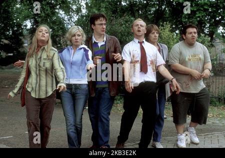 SHAUN DEI MORTI, LUCY DAVIS, KATE ASHFIELD, DYLAN MORAN, SIMON PEGG, PENELOPE WILTON, NICK FROST, 2004 Foto Stock