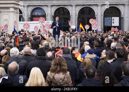 Il presidente di Ciudadanos (cs), ALBERT RIVERA partecipa al rally di 'España Ciudadana' sotto lo slogan ''STOP Sánchez, non i pardoni, elezioni adesso'' il 24 novembre 2018 a Madrid, Spagna (Foto di Oscar Gonzalez/NurPhoto) Foto Stock