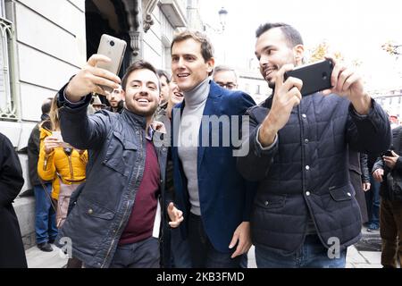 Il presidente di Ciudadanos (cs), ALBERT RIVERA partecipa al rally di 'España Ciudadana' sotto lo slogan ''STOP Sánchez, non i pardoni, elezioni adesso'' il 24 novembre 2018 a Madrid, Spagna (Foto di Oscar Gonzalez/NurPhoto) Foto Stock