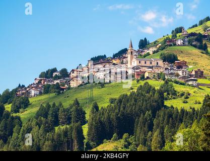 Villaggio di San Nicolo di Comelico a Cadore tal, Italia Foto Stock