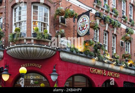 The Crown and Anchor pub a Covent Garden, Londra Inghilterra Regno Unito Regno Unito Foto Stock