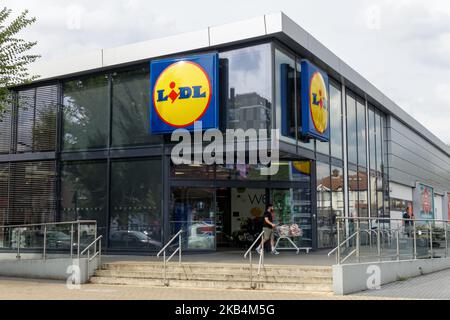 Negozio Lidl a Londra, Inghilterra Regno Unito Foto Stock