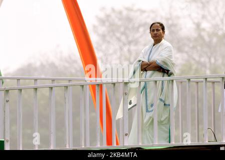 Mamata Banerjee Capo Ministro del Bengala Occidentale e Capo del Partito politico AITMC durante un raduno alla presenza di leader dei principali partiti di opposizione indiani a Kolkata, India, sabato 19 gennaio 2019. Al raduno hanno partecipato i leader di ventidue partiti nazionali e regionali che si oppongono al governo al governo del partito Bharatiya Janata (BJP). (Foto di Debajyoti Chakraborty/NurPhoto) Foto Stock