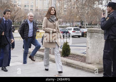 Nagore Aranburu donna di Xabi Alonso dopo aver testimoniato alla Corte Provinciale di Madrid per il processo di evasione fiscale a Madrid, Spagna, il 22 gennaio 2019. (Foto di Oscar Gonzalez/NurPhoto) Foto Stock